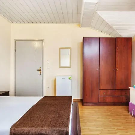 Hotel Amfion 3*