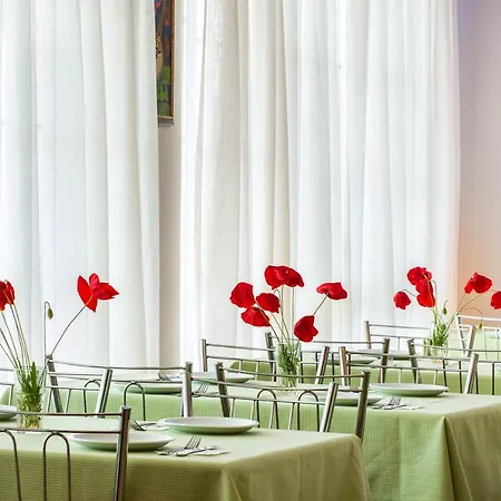 Hotel Amfion Olympiakí Aktí